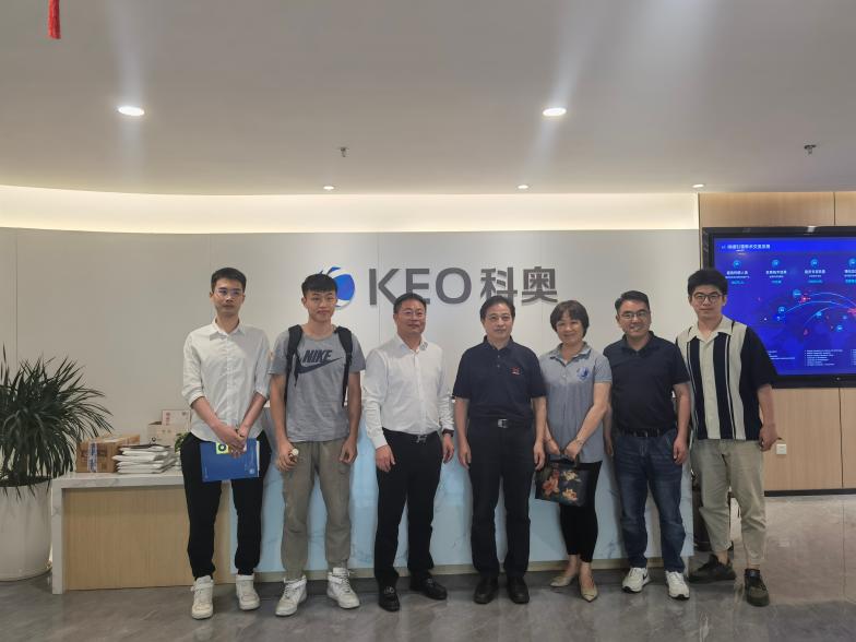 https://www.scholat.com/resources/p_picture/ytang_1685801441321.jpg